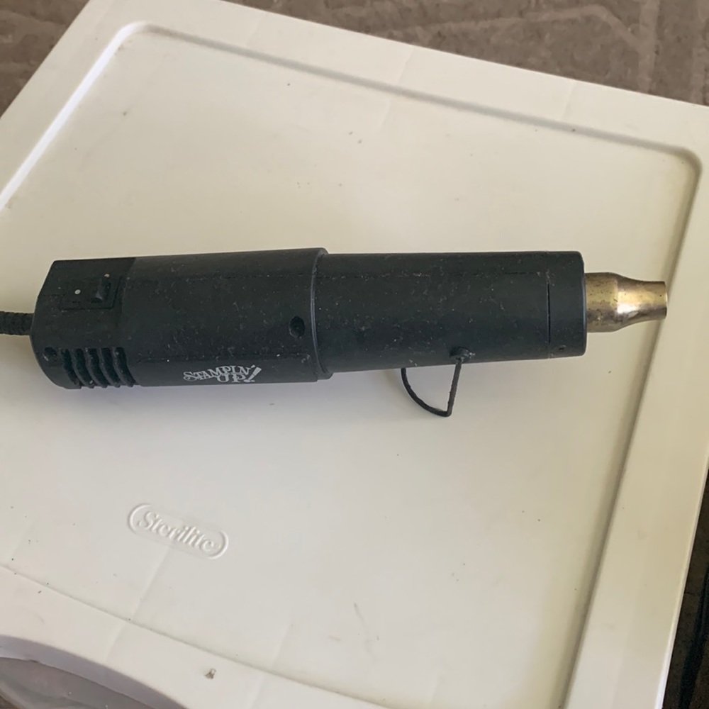 Embossing heat gun